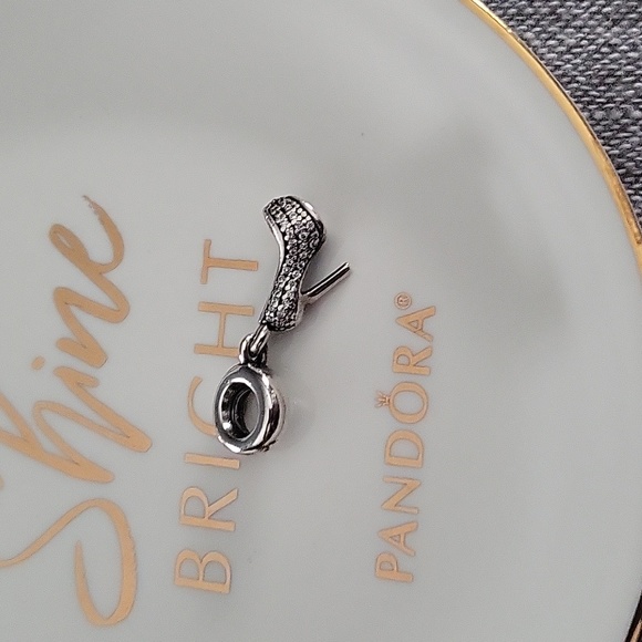 Pandora Sparkling Stiletto charm - Picture 1 of 7